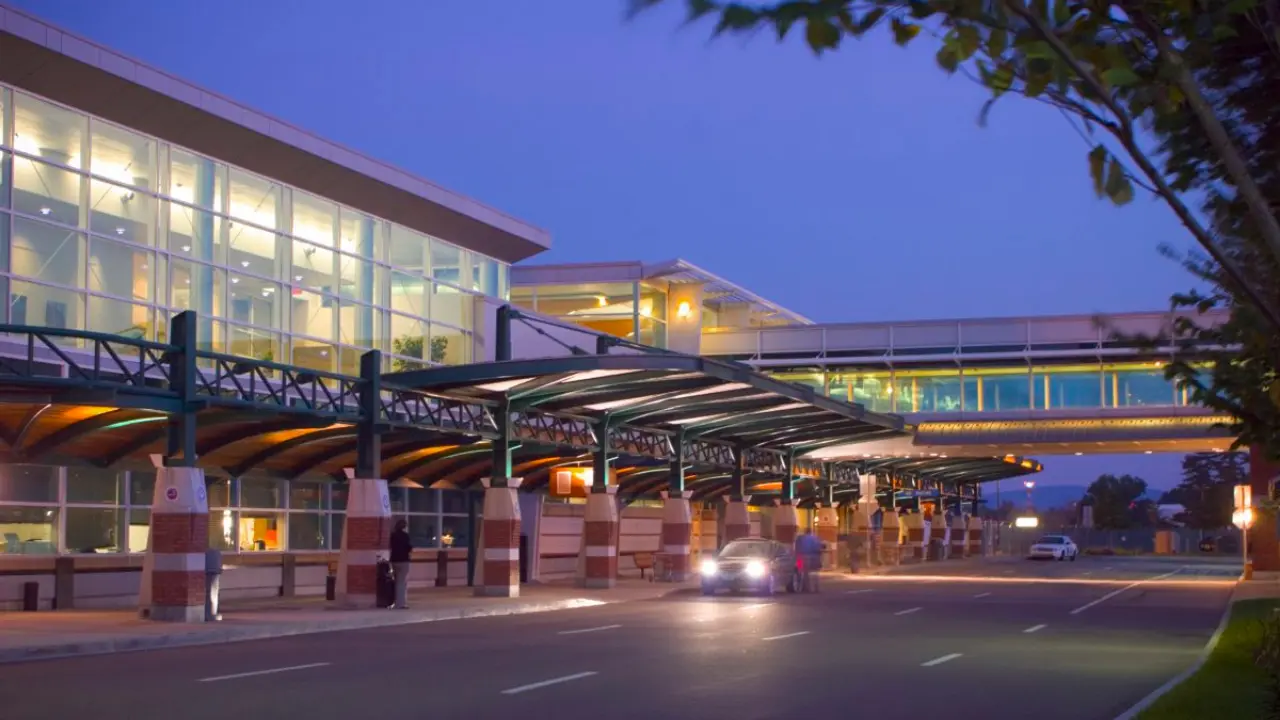 Burlington International Airport (BTV)