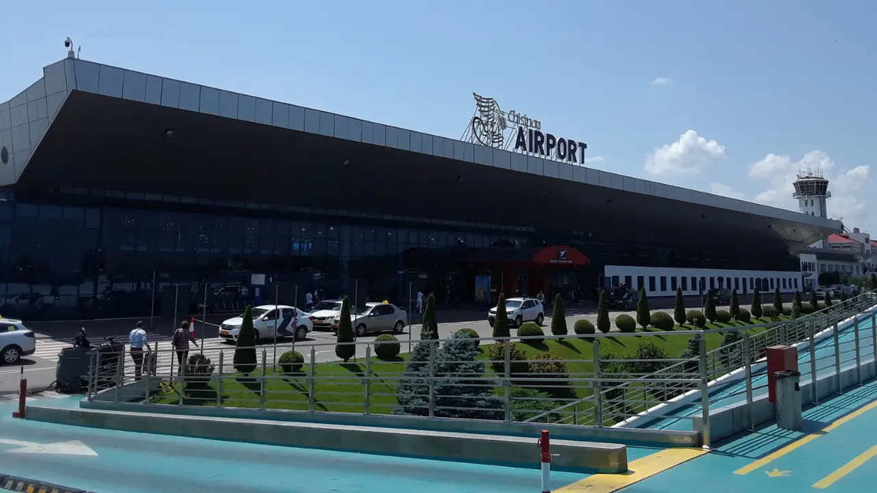 Chișinău International Airport (KIV)