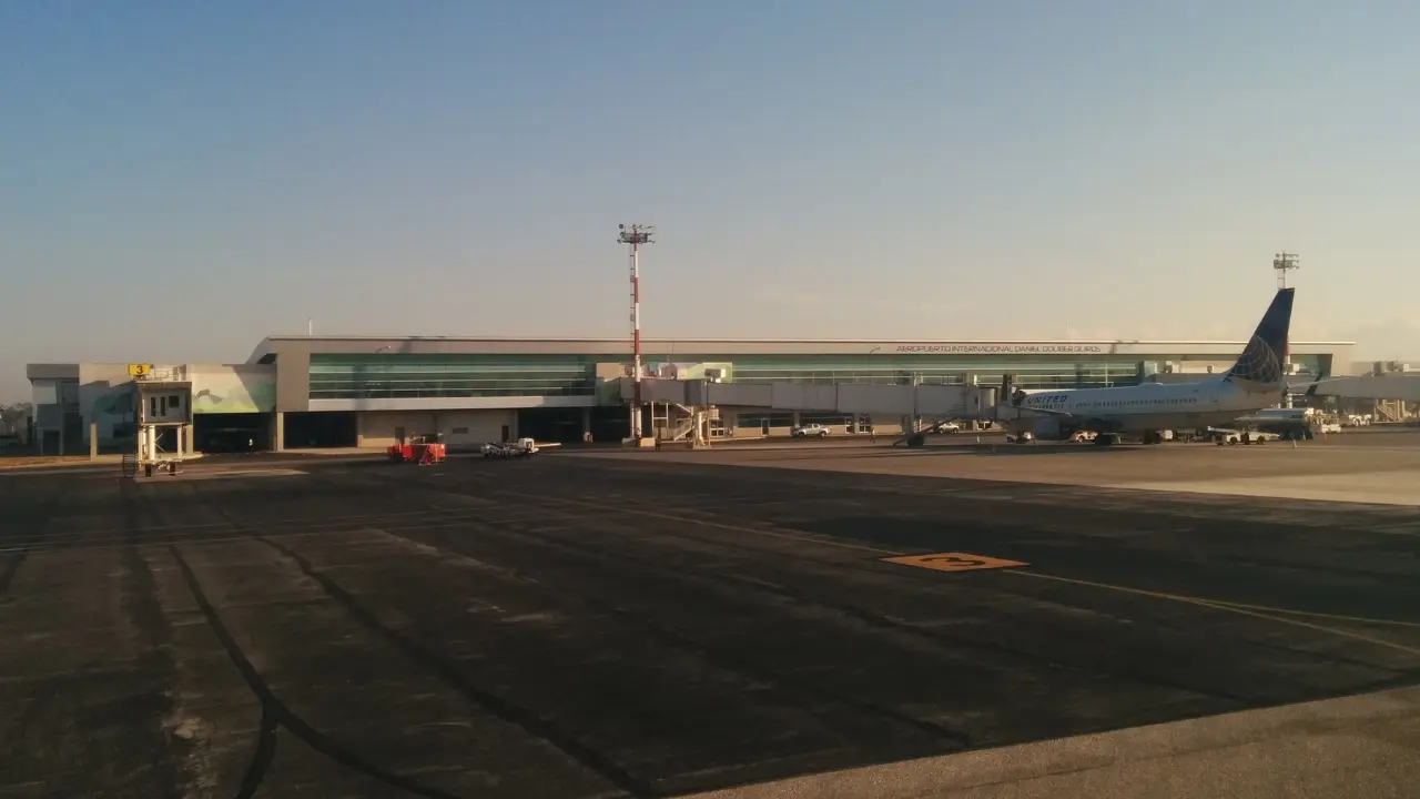 Daniel Oduber Quirós International Airport (LIR)