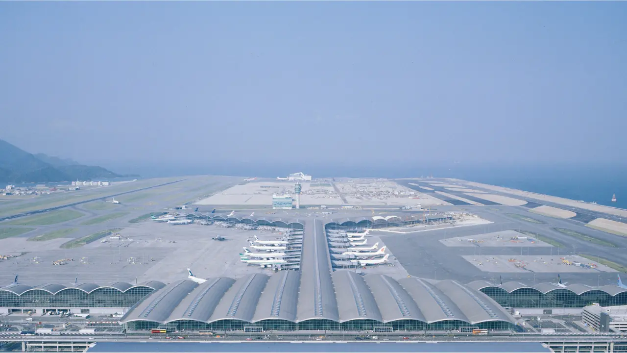 Hong Kong International Airport (HKG)