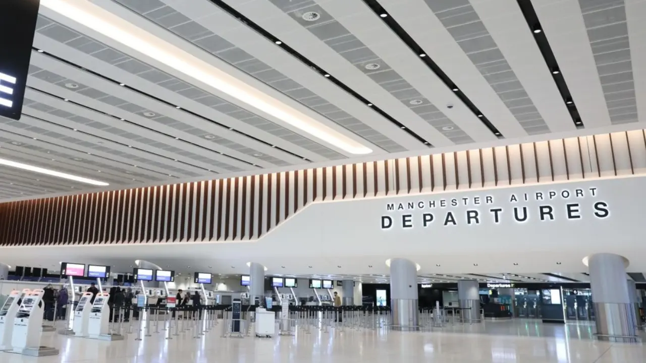 Manchester Airport (MAN)