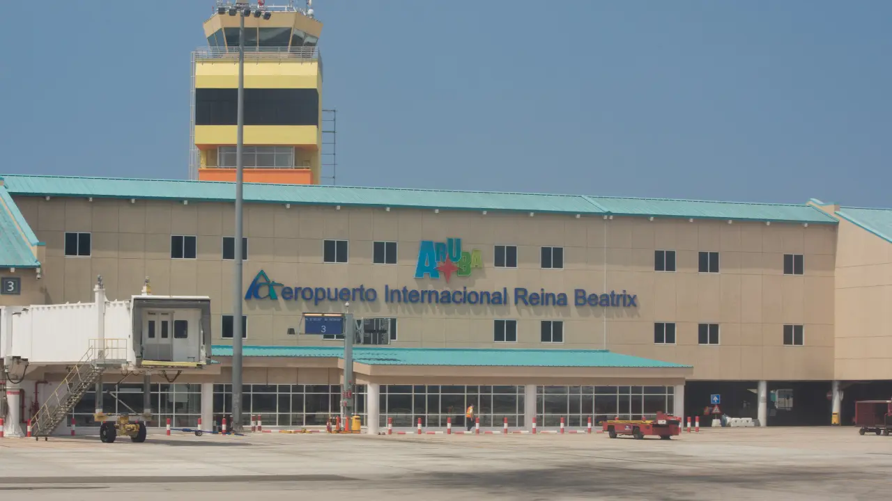 Queen Beatrix International Airport (AUA)