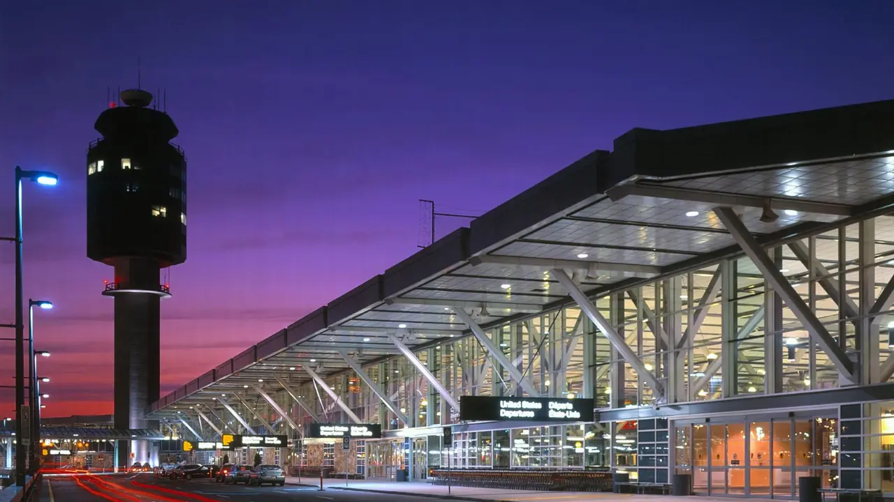 Vancouver International Airport (YVR)