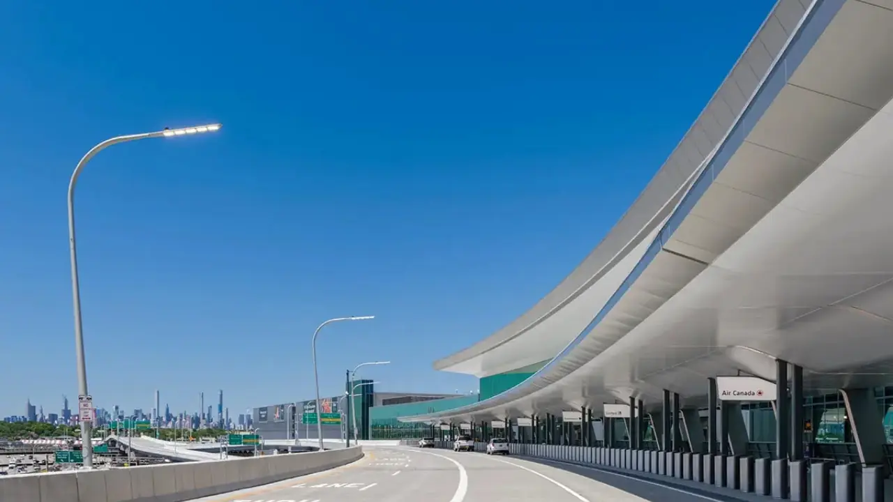 laguardia airport lga