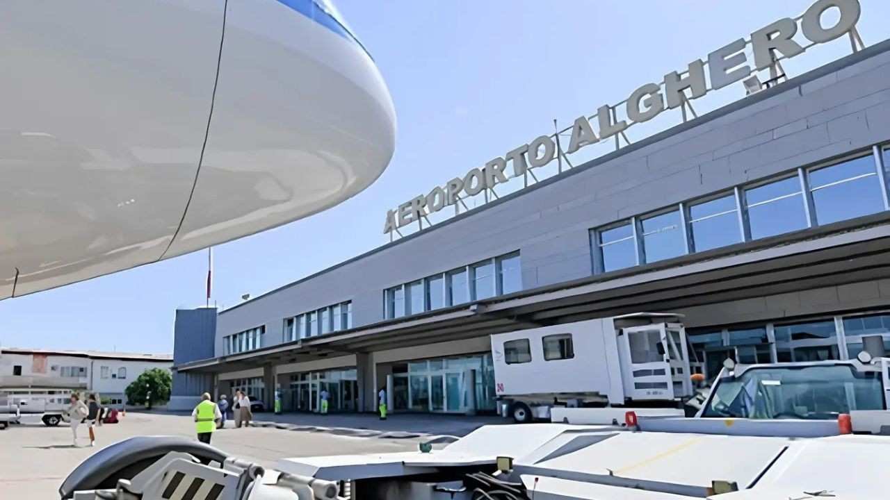Alghero Airport (AHO)