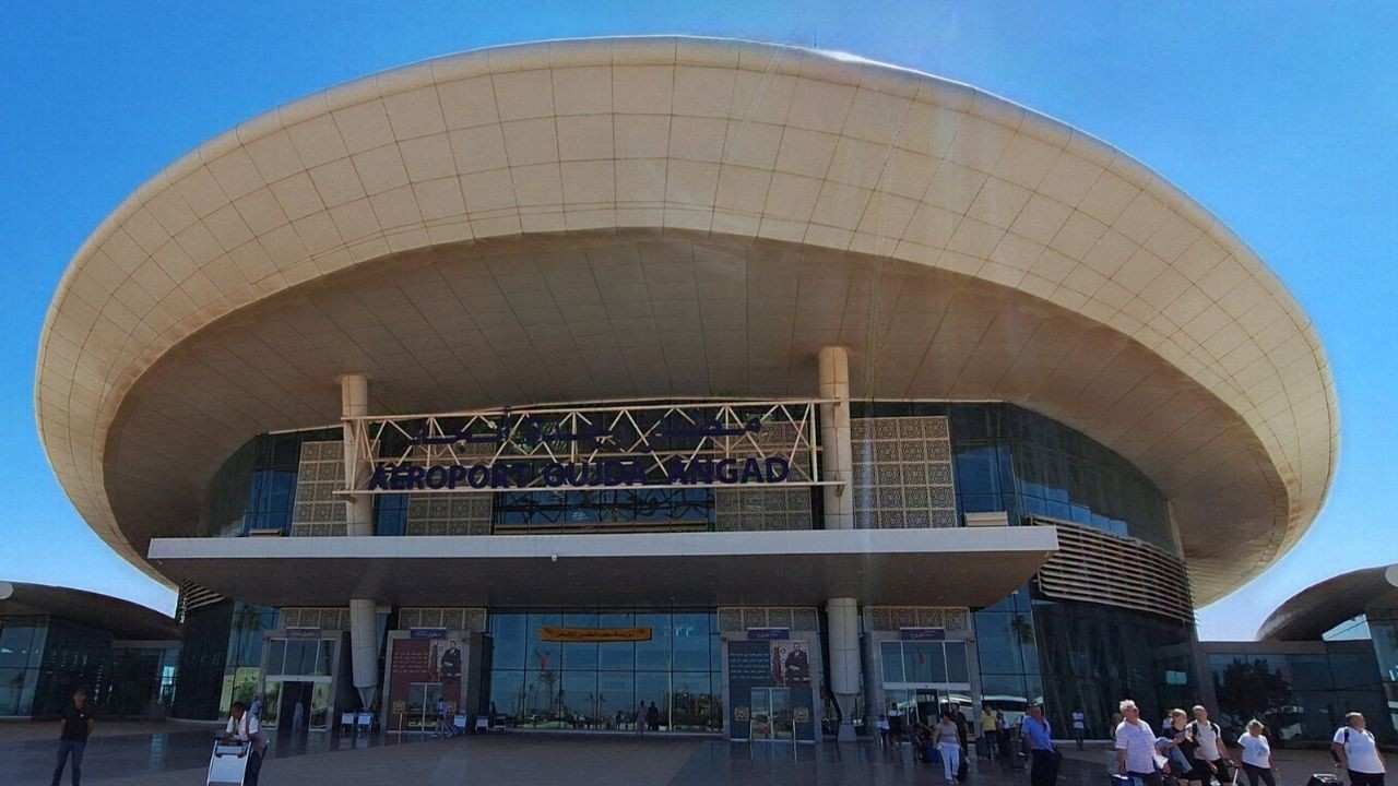 Angads Airport (OUD)