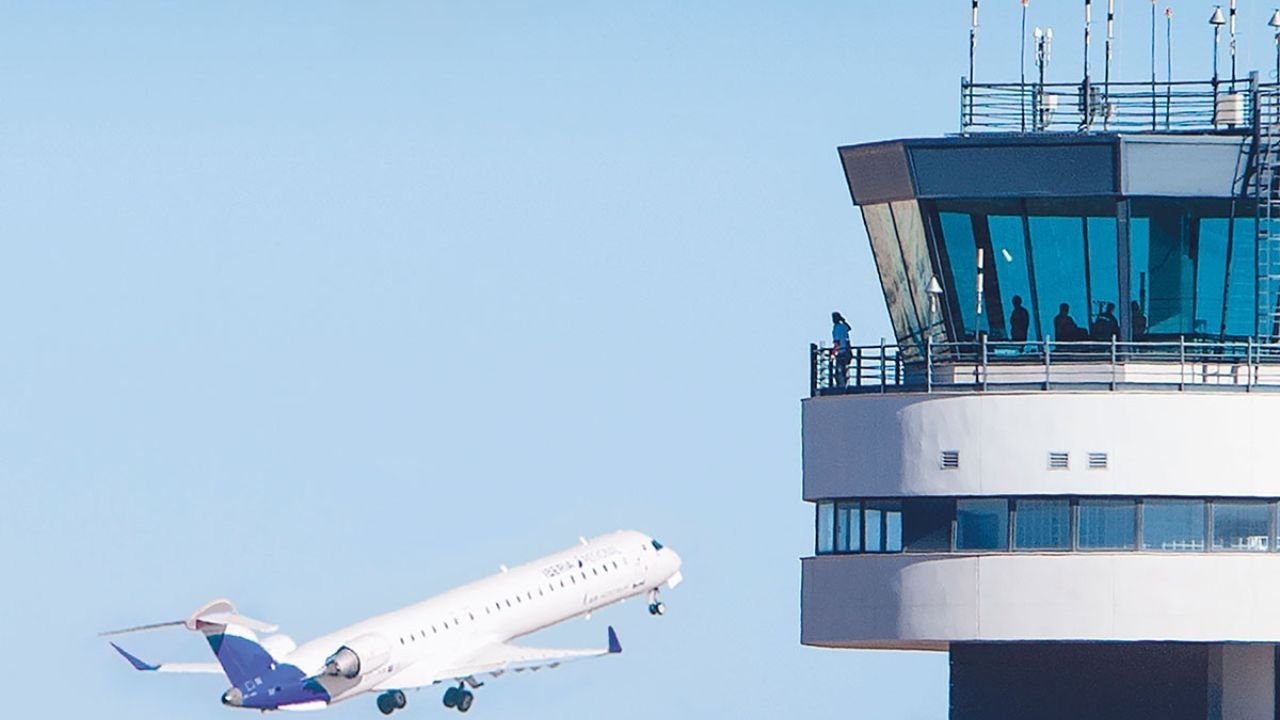 Castellón–Costa Azahar Airport (CDT)