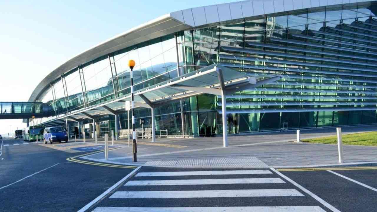Ryanair DUB Terminal – Dublin Airport