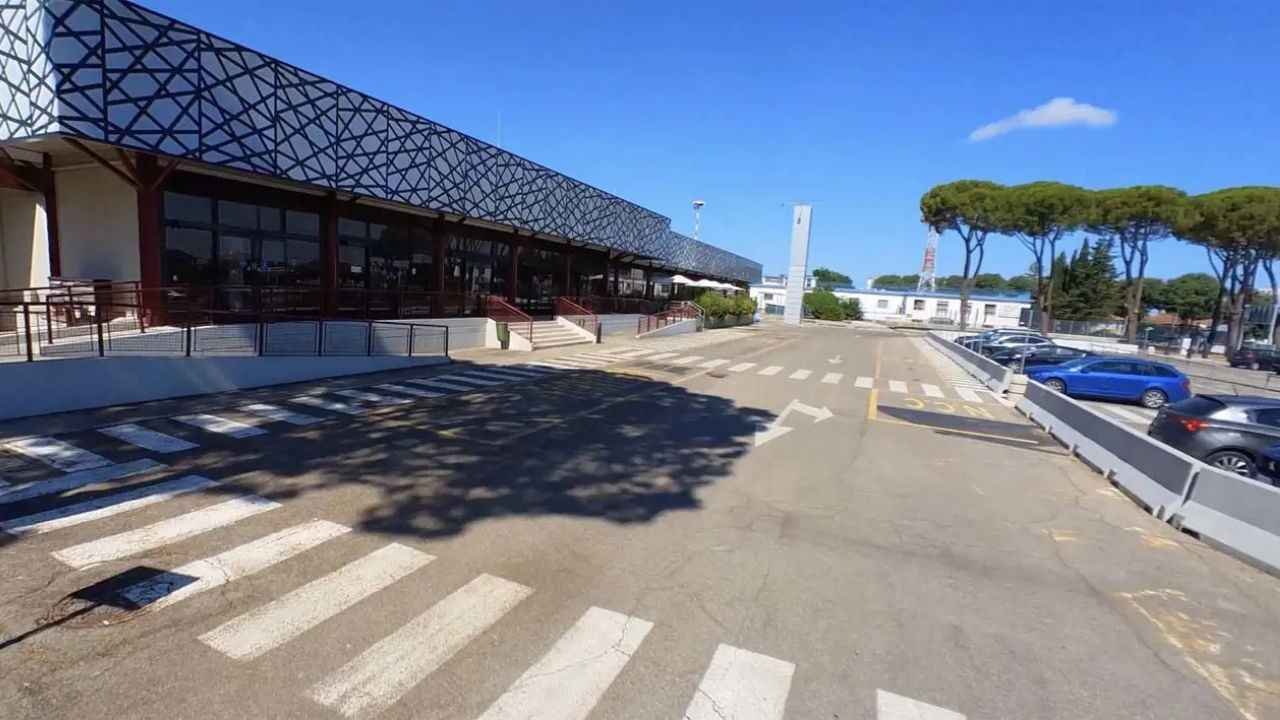 Forlì Airport (FRL)