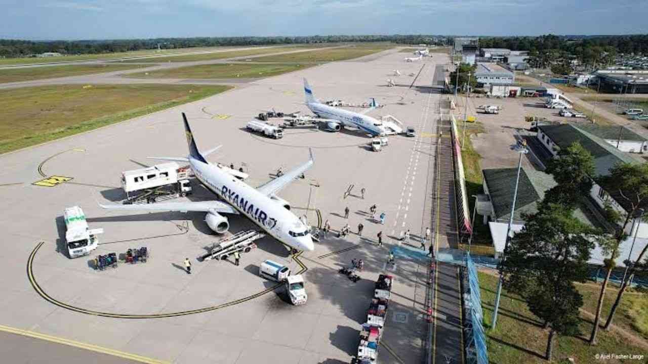 Karlsruhe Baden-Baden Airport (FKB)