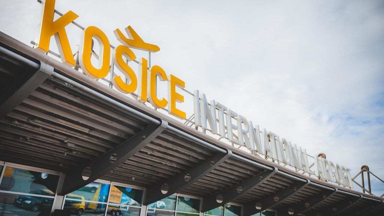 Košice International Airport (KSC)