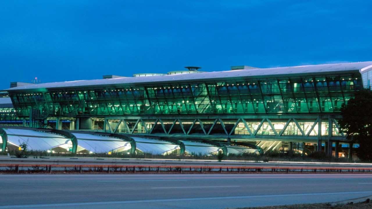 Leipzig Halle Airport (LEJ)