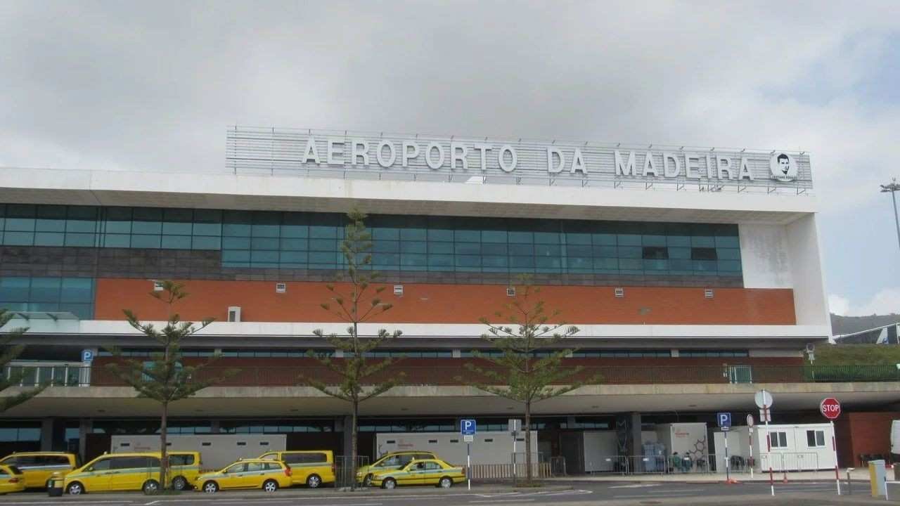 Madeira Airport (FNC)