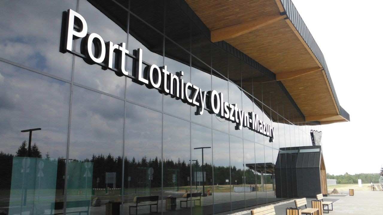 Olsztyn-Mazury Airport (SZY)