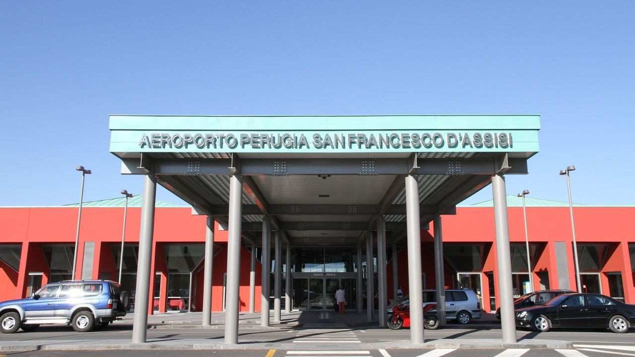 San Francesco d Assisi Airport (PEG)