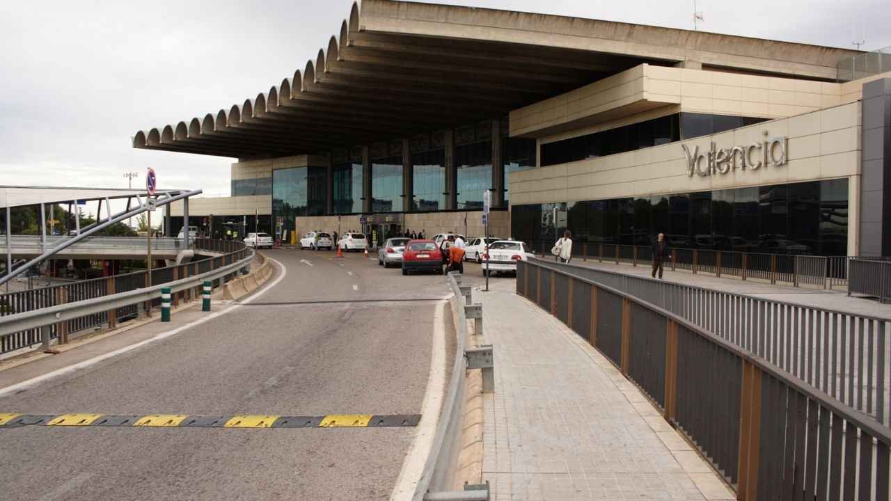 Valencia Airport (VLC)