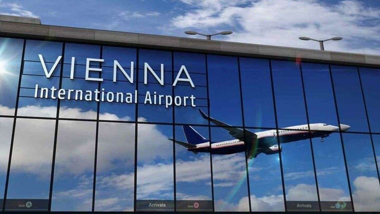 Vienna International Airport (VIE)