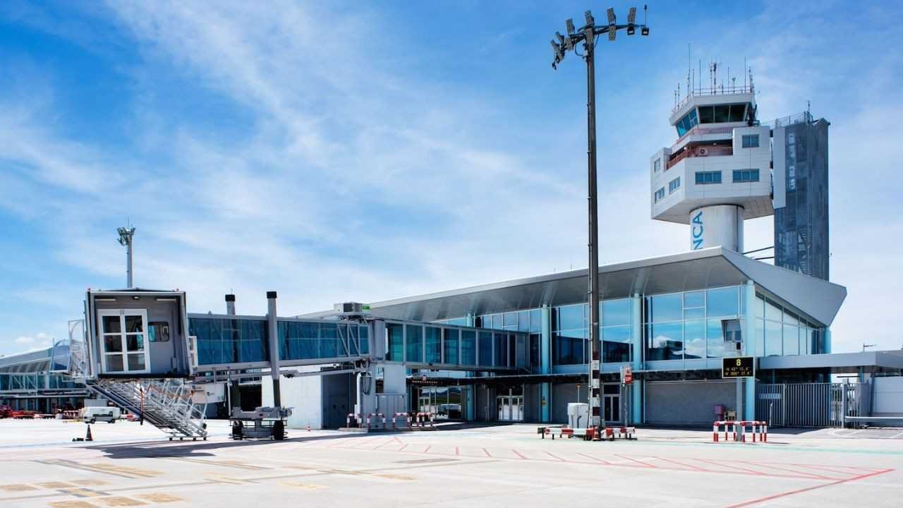 Vigo–Peinador Airport (VGO)