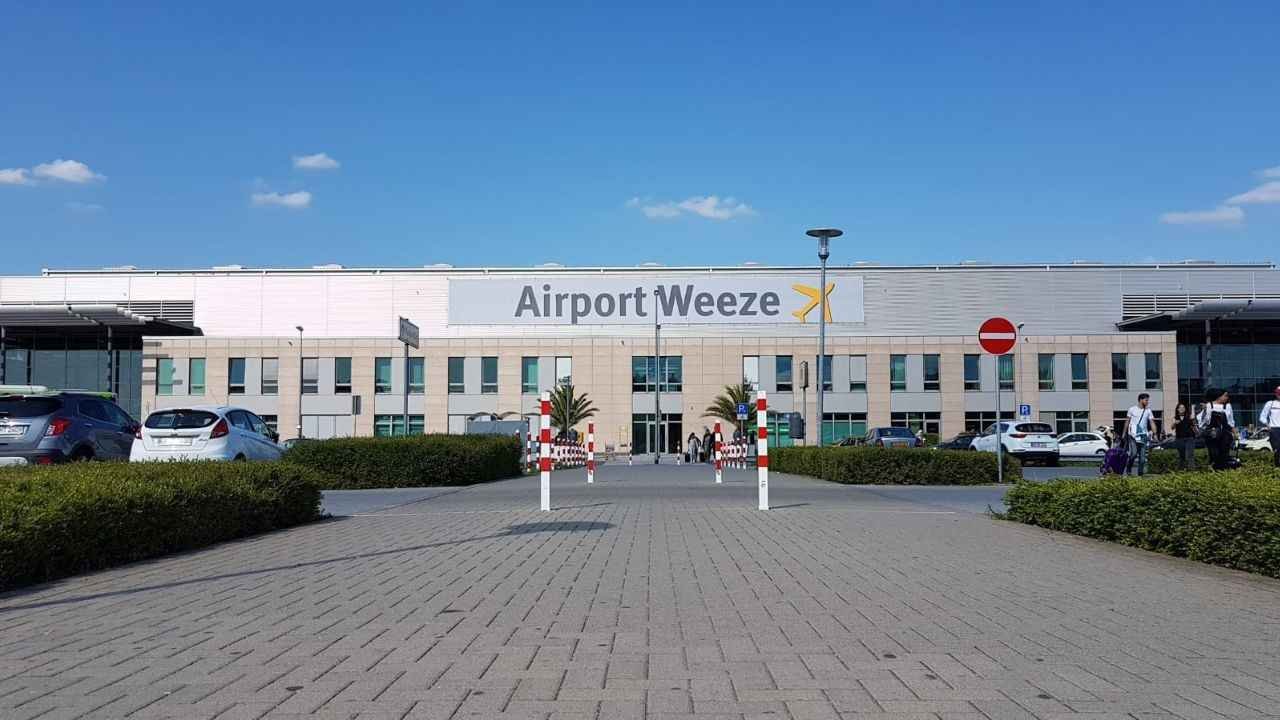 Weeze Airport (NRN)