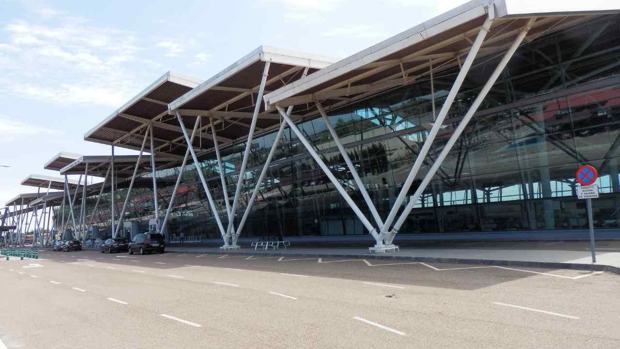 Zaragoza Airport (ZAZ)
