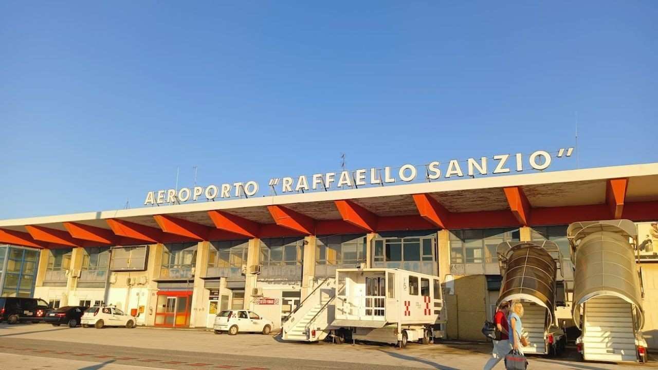 Ancona Airport Raffaello Sanzio (AOI)
