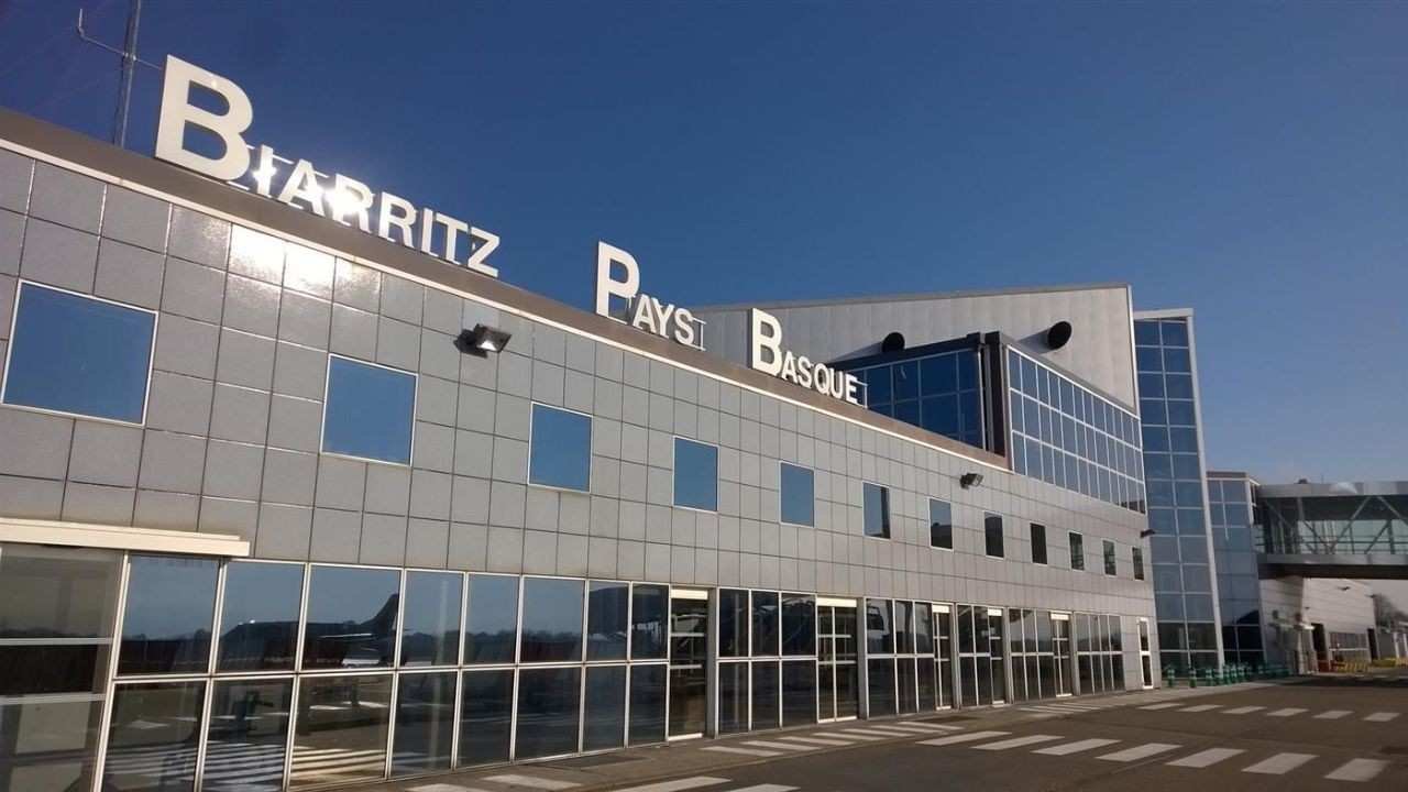 Biarritz Pays Basque Airport (BIQ)