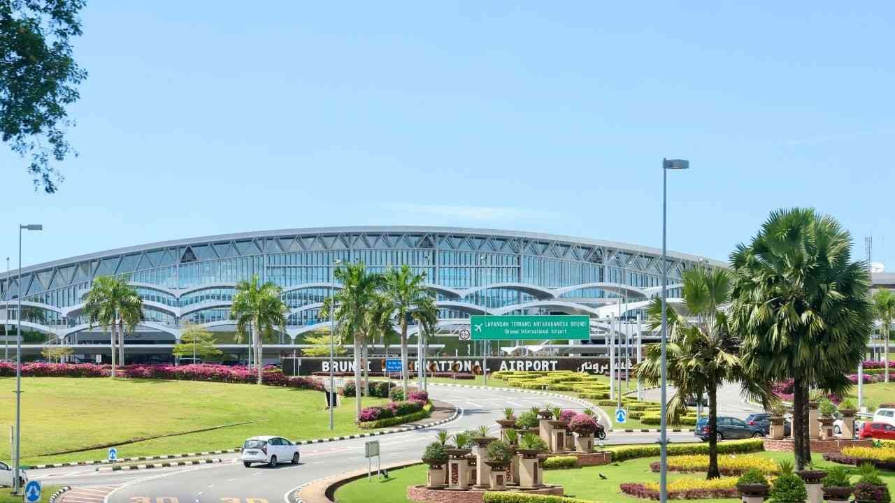 Brunei International Airport (BWN)