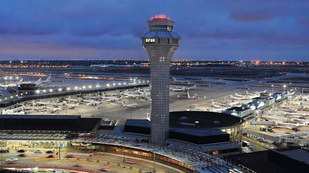 Chicago O Hare International Airport (ORD)