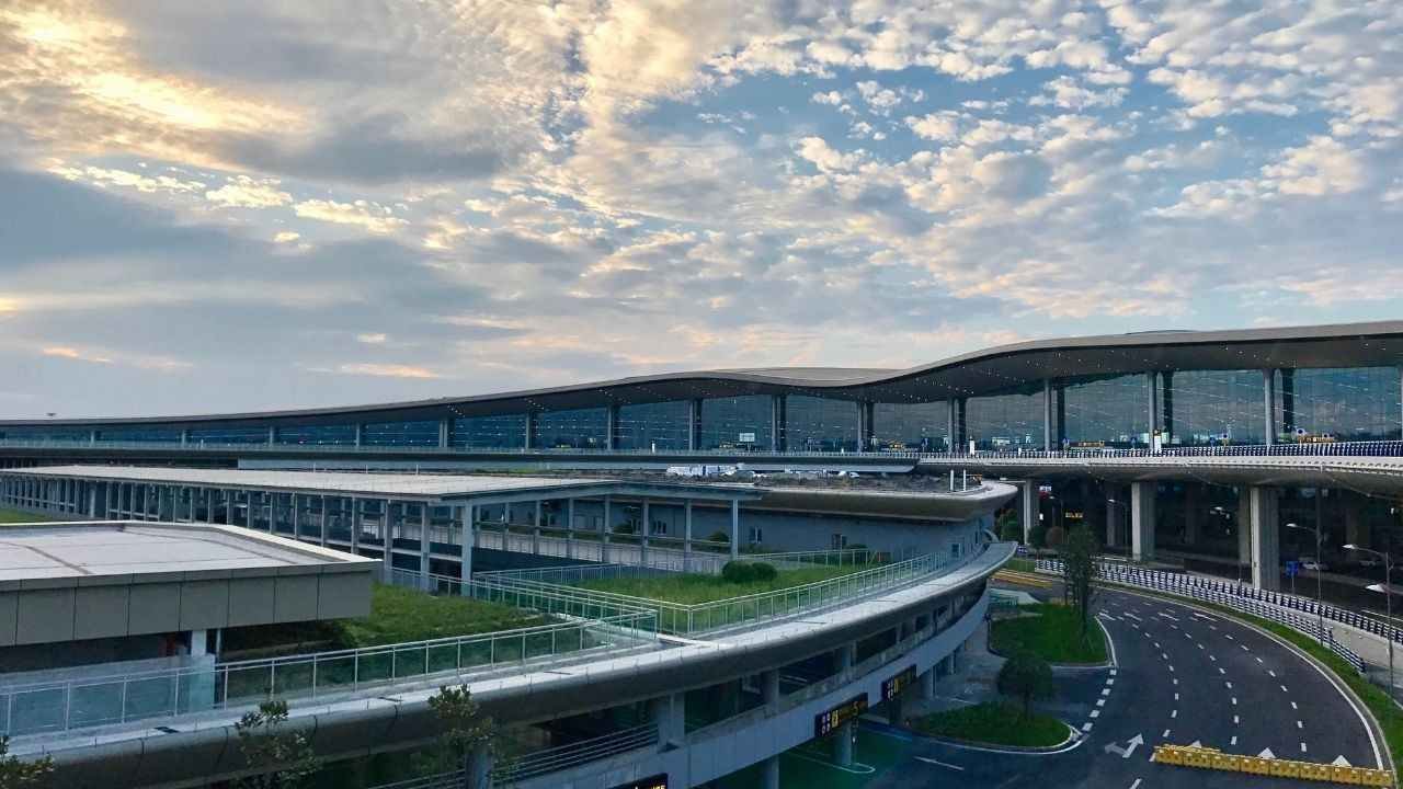 Chongqing Jiangbei International Airport (CKG)