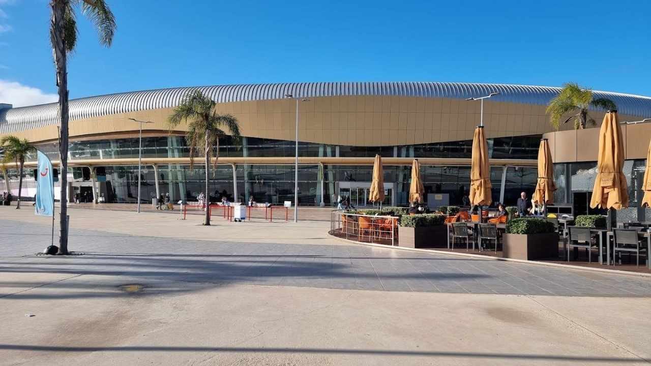 Faro International Airport (FAO)