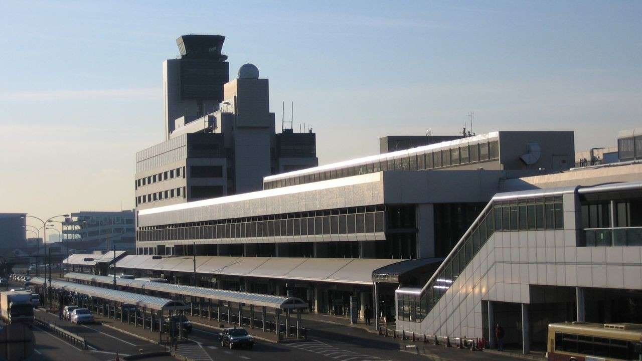Itami Airport (ITM)