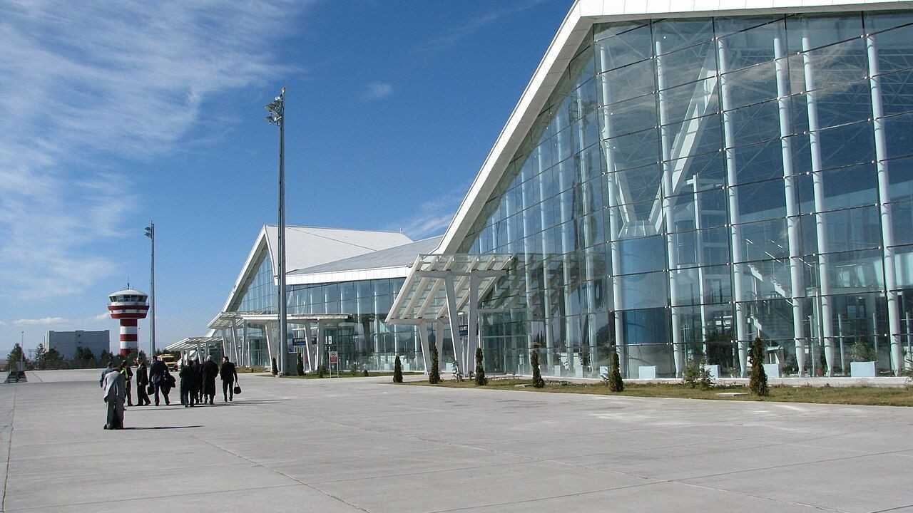 Kars Harakani Airport (KSY)