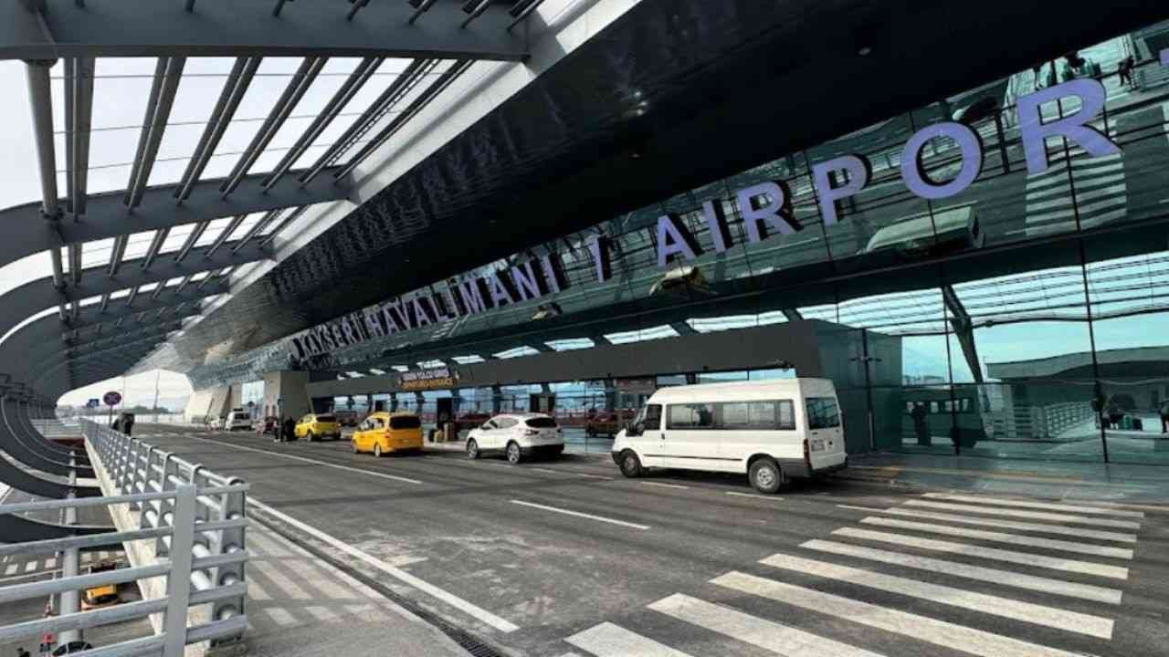 Kayseri Erkilet Airport (ASR)