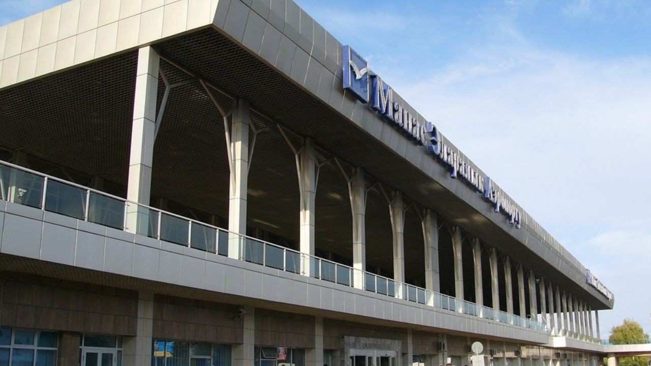 Manas International Airport (FRU)