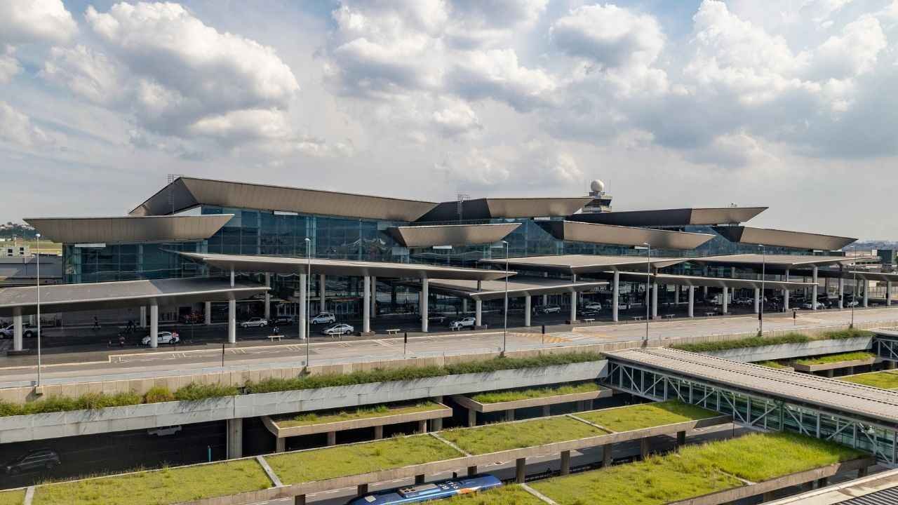 São Paulo-Guarulhos International Airport (GRU)