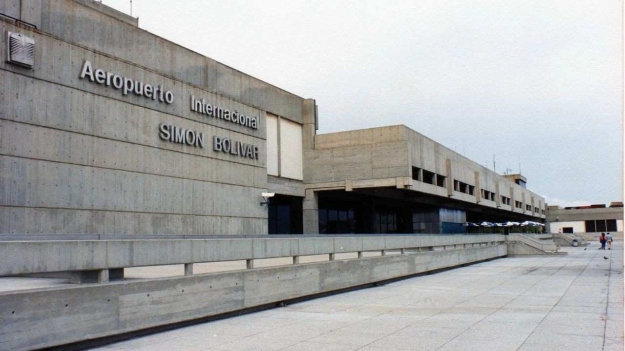 Simón Bolívar International Airport (CCS)