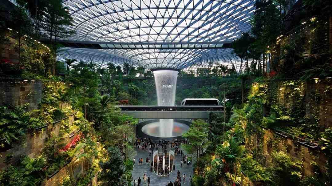 Singapore Changi Airport (SIN)