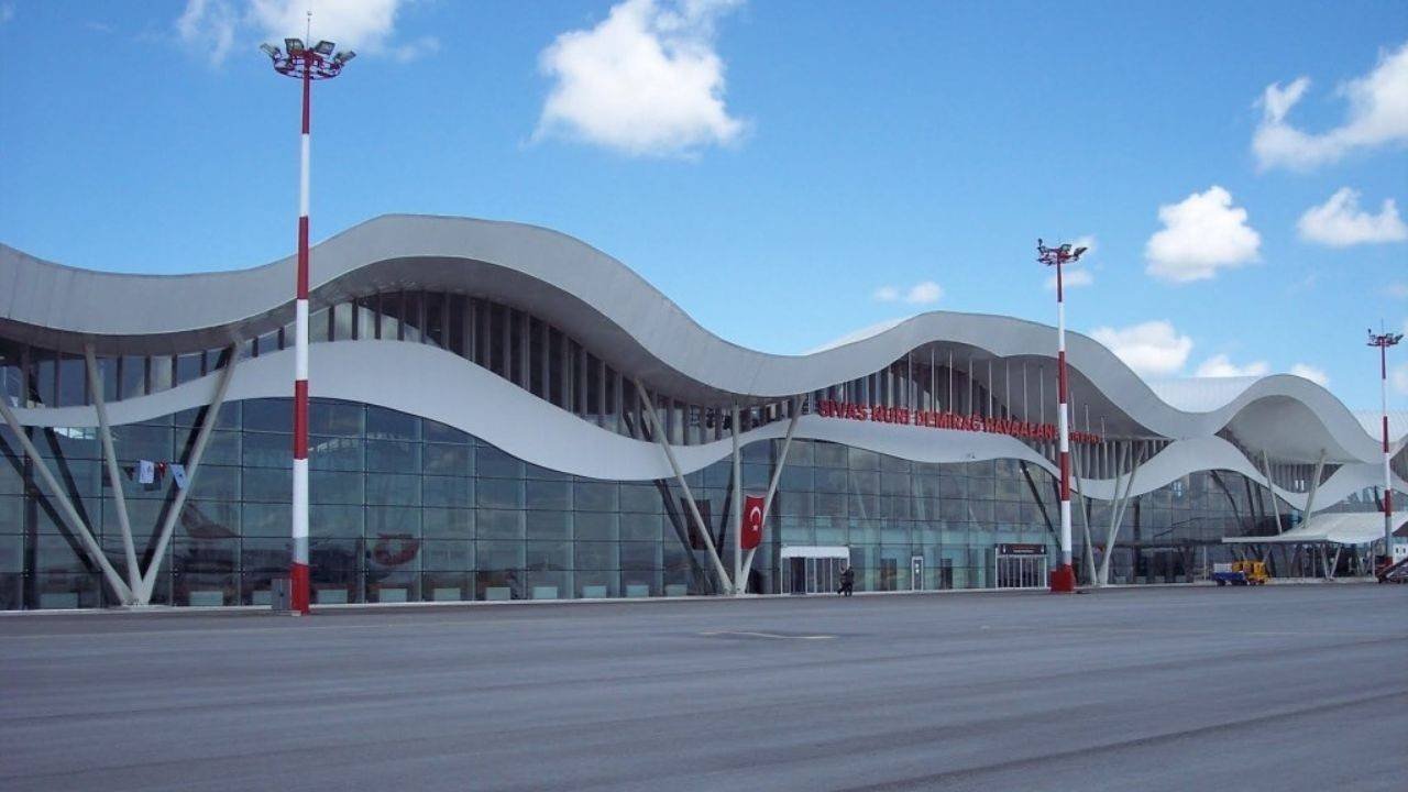Sivas Airport (VAS)