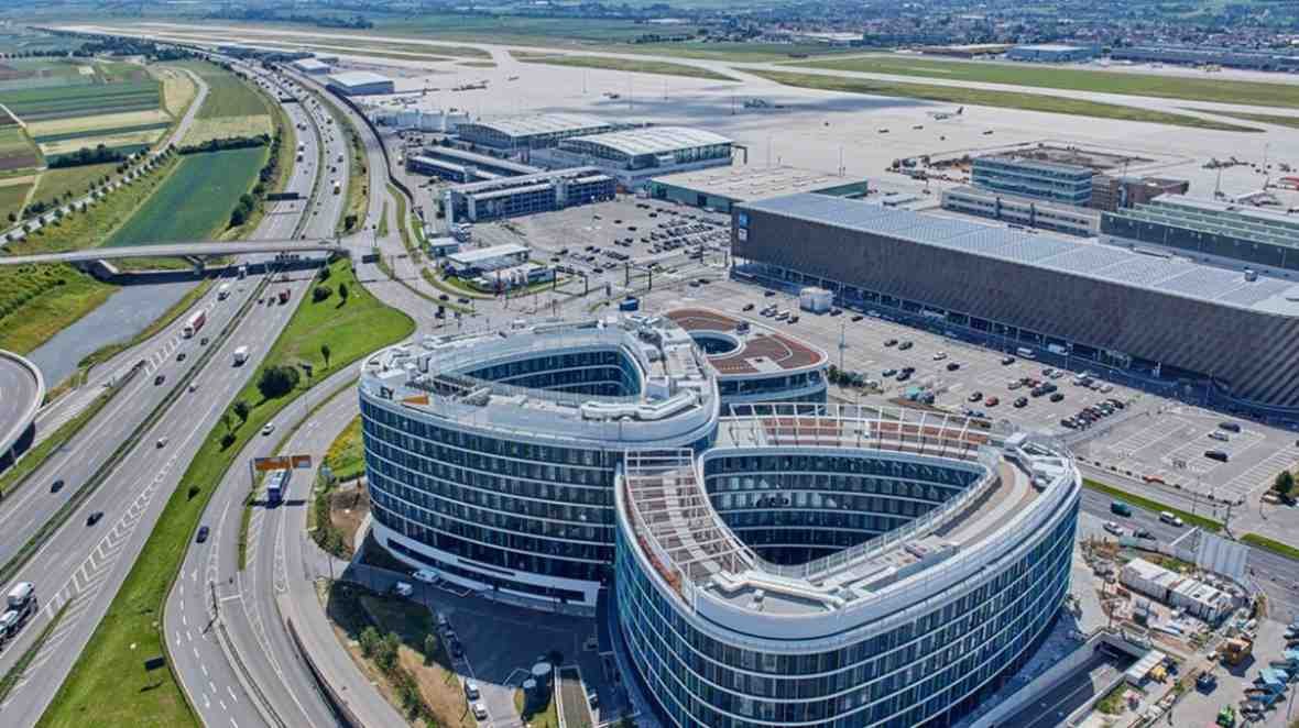 Stuttgart Airport (STR)