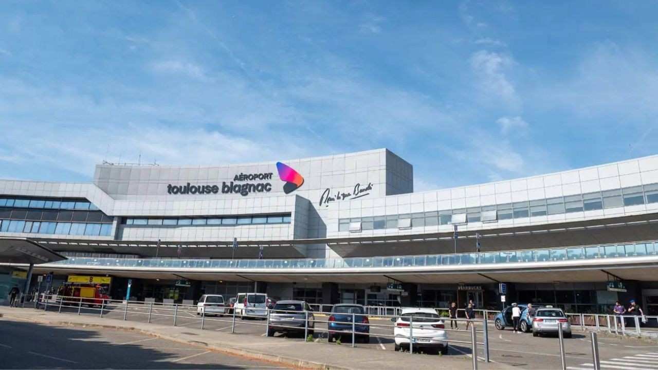 Toulouse-Blagnac Airport (TLS)