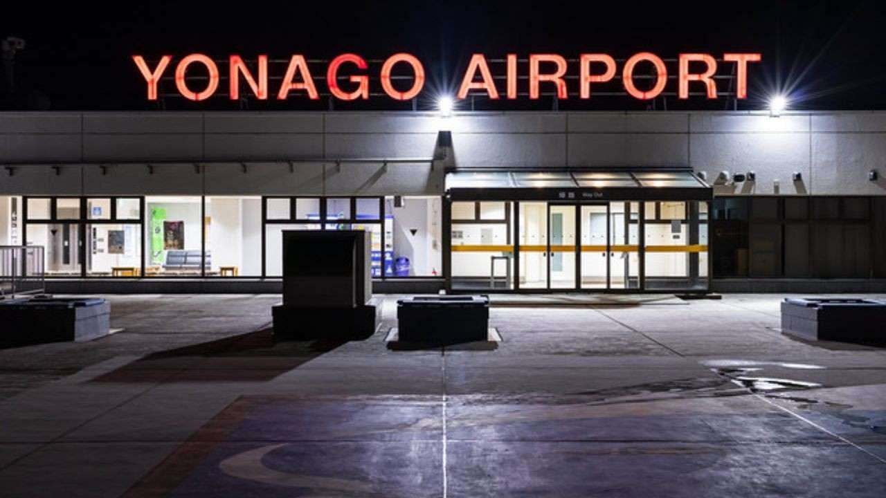 Yonago Kitaro Airport (YGJ)