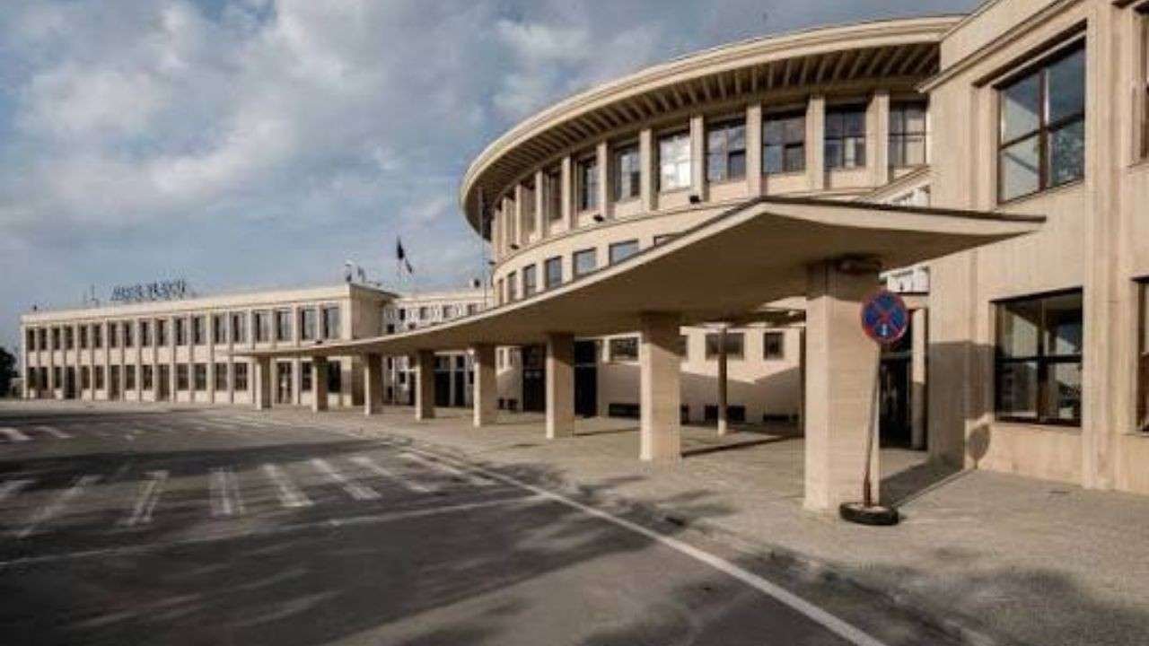 Aurel Vlaicu International Airport (BBU)